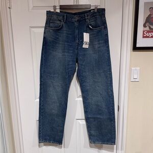 Zara mid-rise relaxed fit jeans